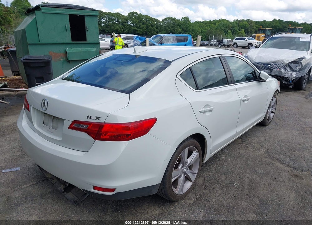 2013 ACURA ILX 2.0L VIN: 19VDE1F50DE014417