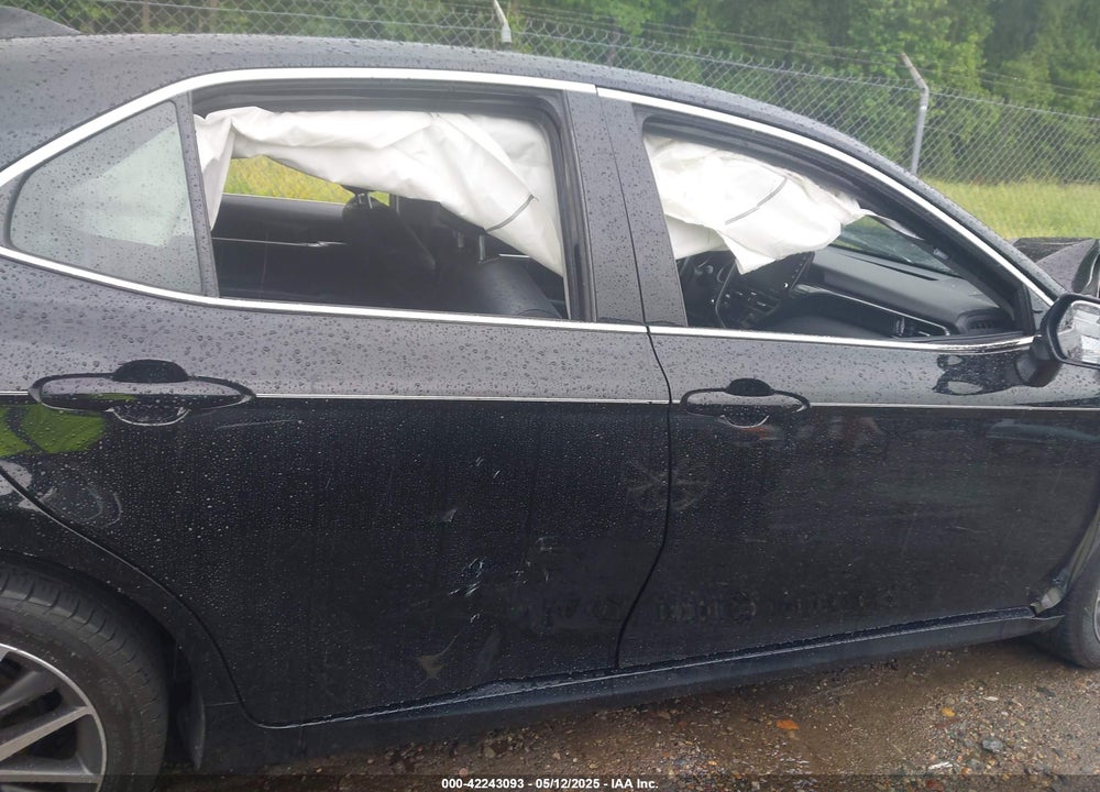 2022 TOYOTA CAMRY XLE VIN: 4T1F11AK8NU076638