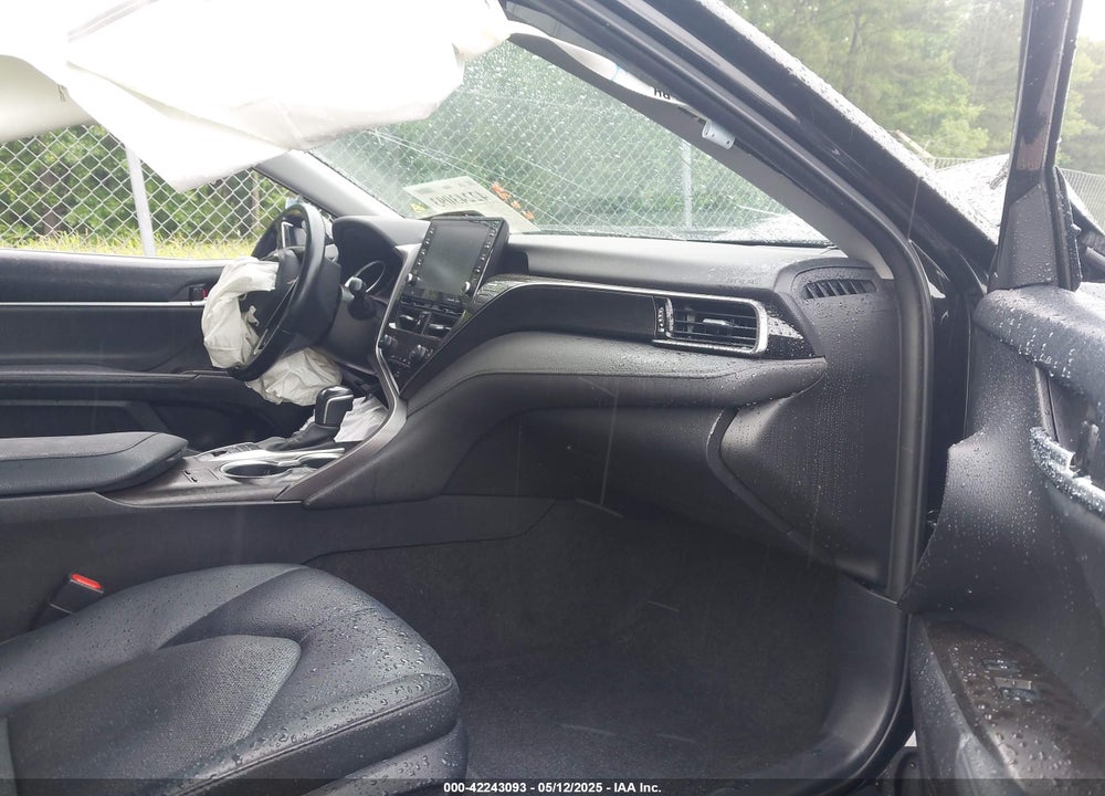 2022 TOYOTA CAMRY XLE VIN: 4T1F11AK8NU076638
