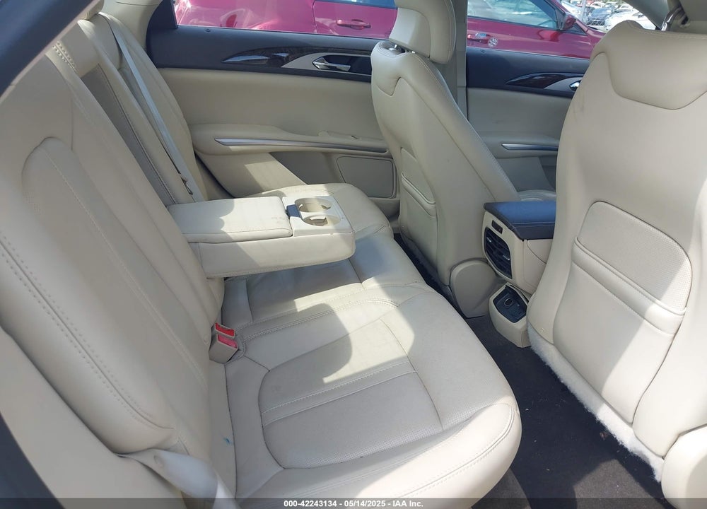 2013 LINCOLN MKZ VIN: 3LN6L2GKXDR812881