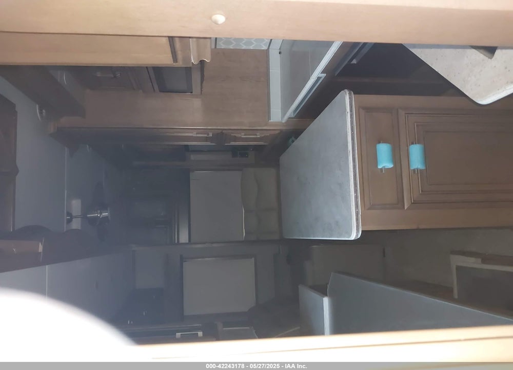 2019 DRV MOBILE SUITES VIN: 5KEAG4221K1385881
