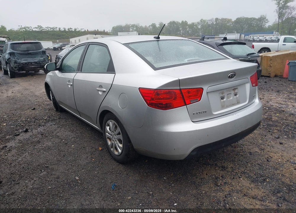 2010 KIA FORTE EX VIN: KNAFU4A24A5107429