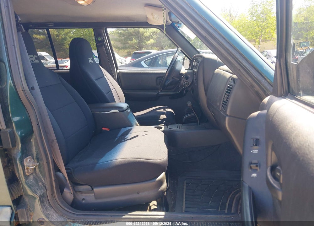 2000 JEEP CHEROKEE SPORT VIN: 1J4FF48S2YL253251