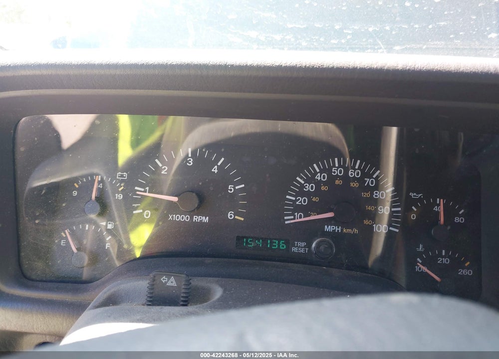 2000 JEEP CHEROKEE SPORT VIN: 1J4FF48S2YL253251