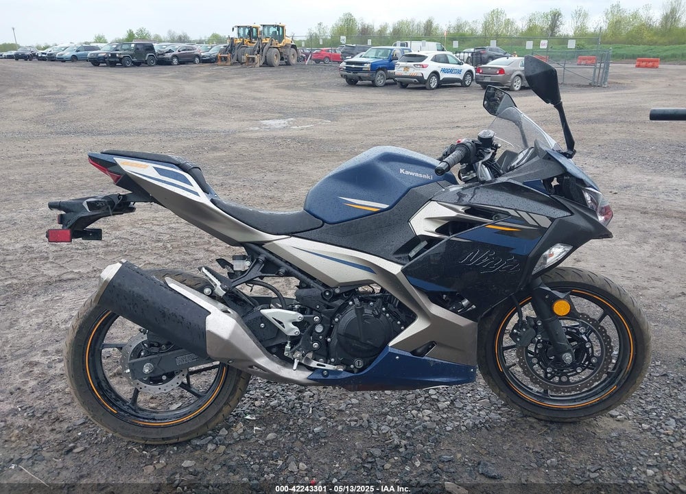 2023 KAWASAKI EX400 VIN: JKAEXKH1XPDAR7136