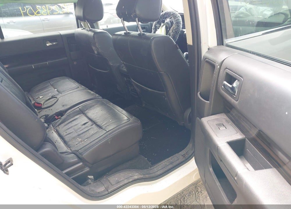 2017 FORD FLEX VIN: 2FMGK5C82HBA12731