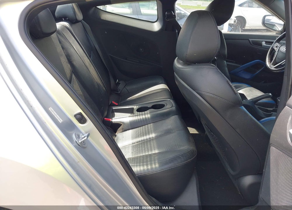 2013 HYUNDAI VELOSTER VIN: KMHTC6AE3DU136005