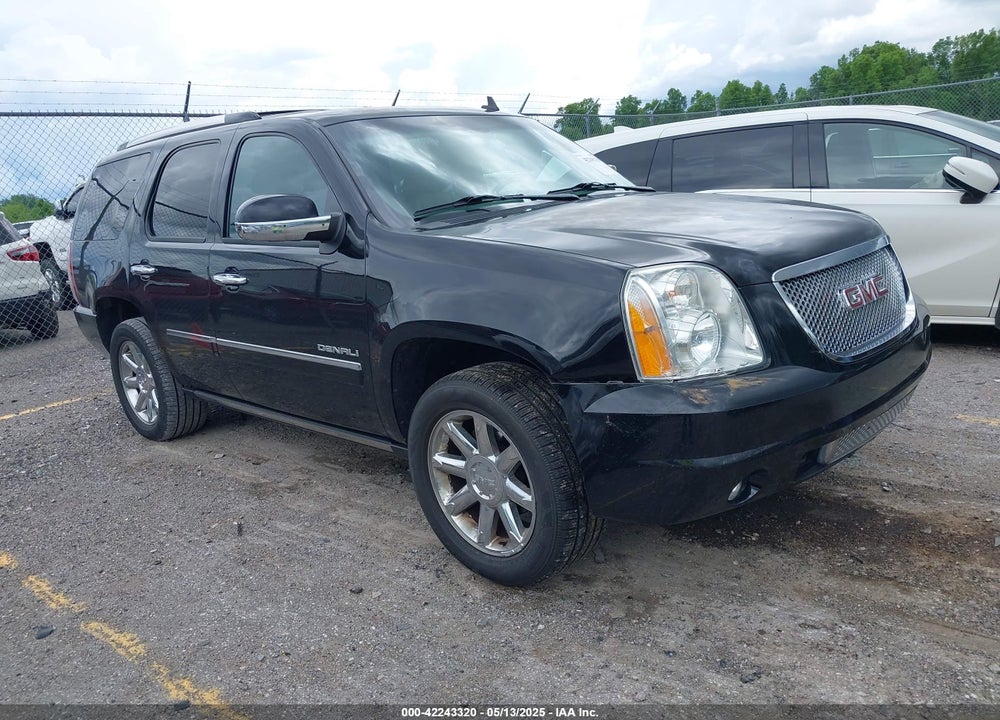 2013 GMC YUKON DENALI VIN: 1GKS2EEF9DR341514