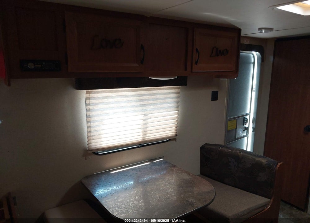 2015 JAYCO JAYFLIGHT 185RB VIN: 1UJBJ0AJ2F17F0057