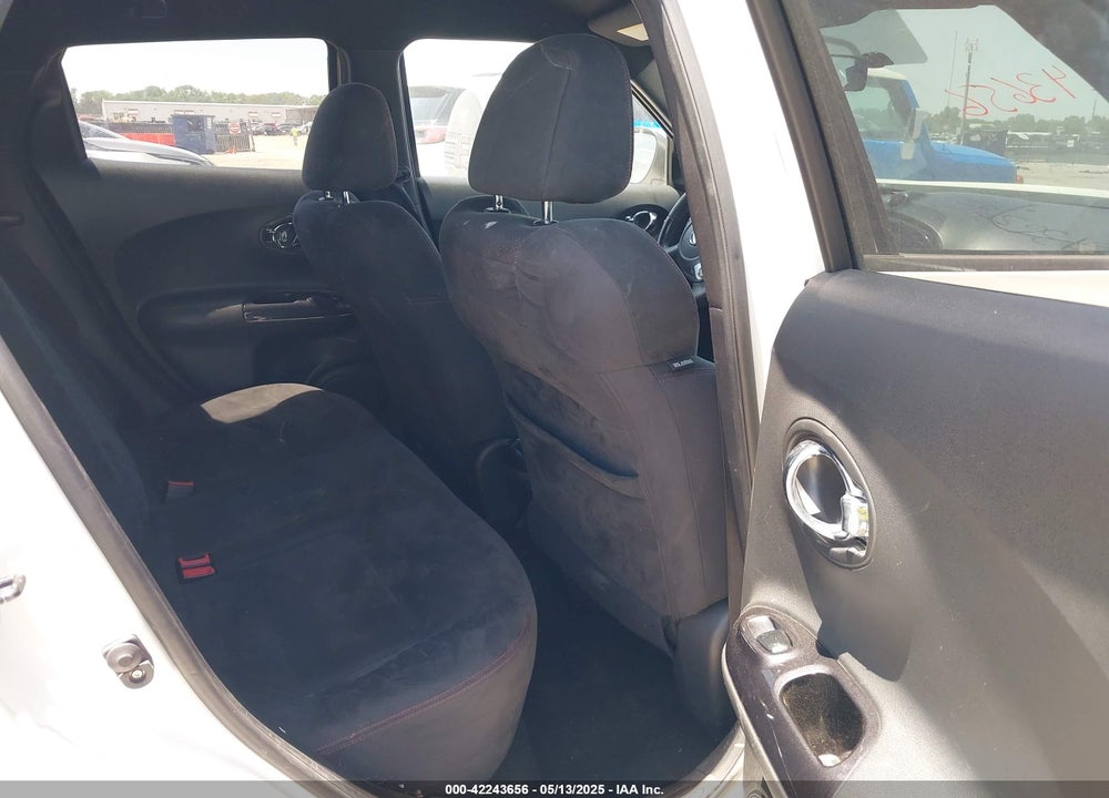 2014 NISSAN JUKE VIN: JN8AF5MV3ET364364
