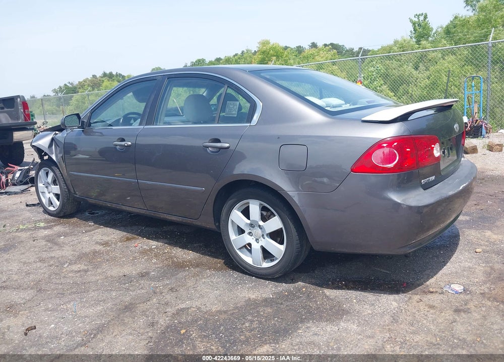 2008 KIA OPTIMA LX VIN: KNAGE123185248461