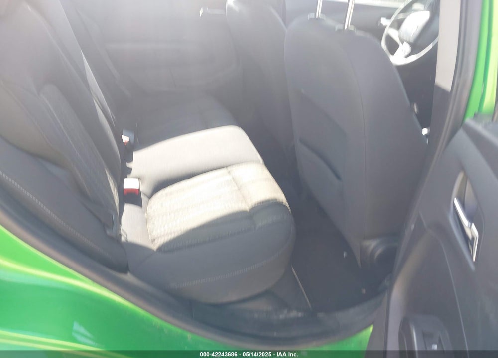 2015 CHEVROLET SONIC VIN: 1G1JC6SB2F4112127
