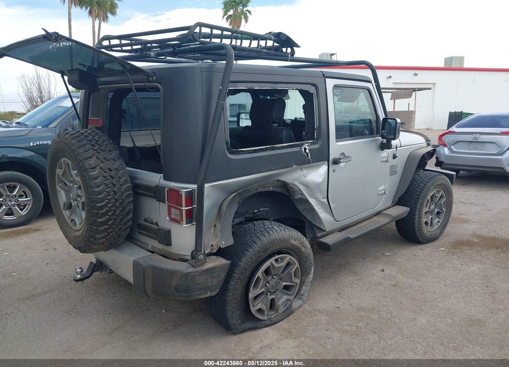 2008 JEEP WRANGLER SAHARA VIN: 1J4FA54158L640474