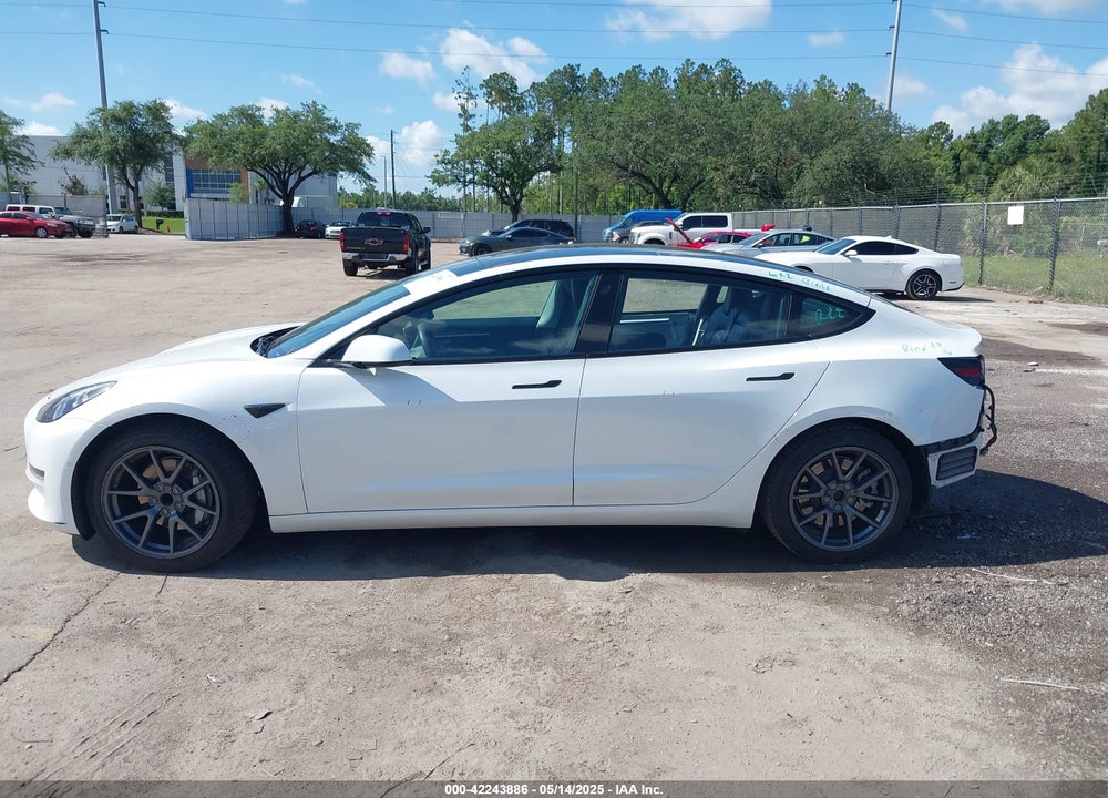 2022 TESLA MODEL 3 VIN: 5YJ3E1EA2NF148570