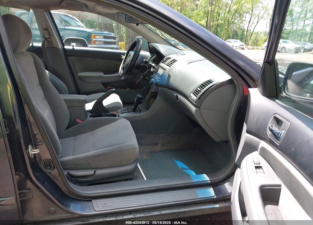 2004 HONDA ACCORD 2.4 LX VIN: 1HGCM56334A163940