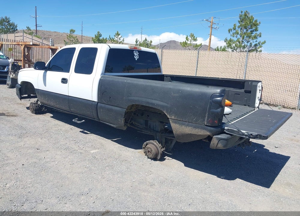 2003 CHEVROLET SILVERADO 1500 LS VIN: 1GCEK19T33E196431
