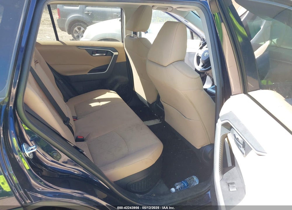 2021 TOYOTA RAV4 HYBRID VIN: 4T3R6RFV4MU029452