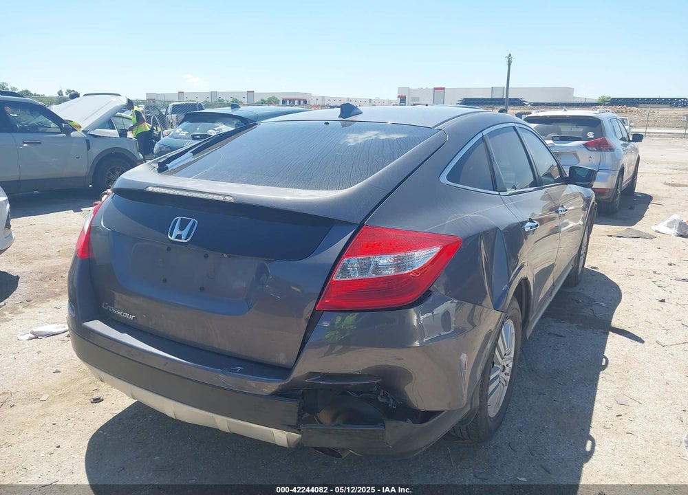 2015 HONDA CROSSTOUR VIN: 5J6TF3H56FL001927