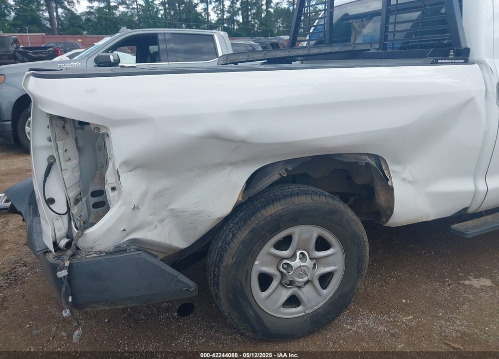 2014 TOYOTA TUNDRA SR 4.6L V8 VIN: 5TFRM5F11EX076205