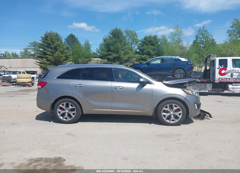 2017 KIA SORENTO 3.3L SX VIN: 5XYPKDA56HG242677