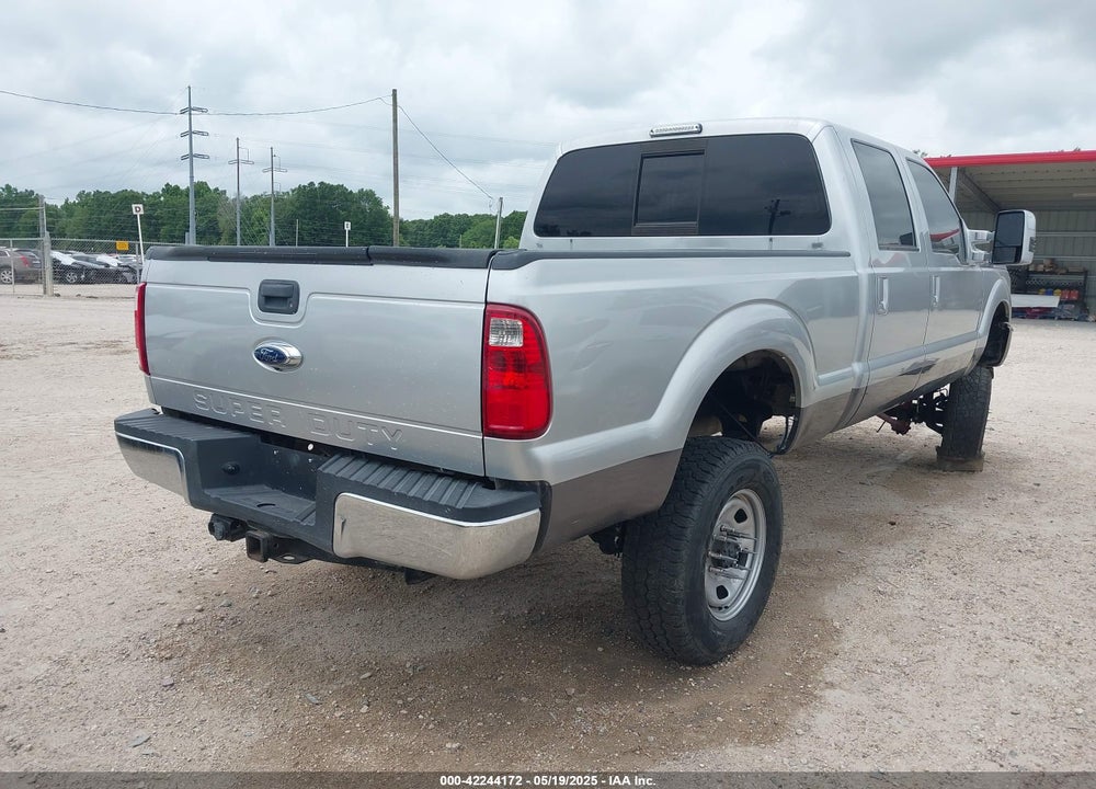 2013 FORD F-250 LARIAT VIN: 1FT7W2BT4DEB27388