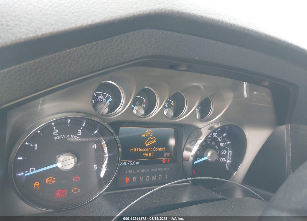 2013 FORD F-250 LARIAT VIN: 1FT7W2BT4DEB27388