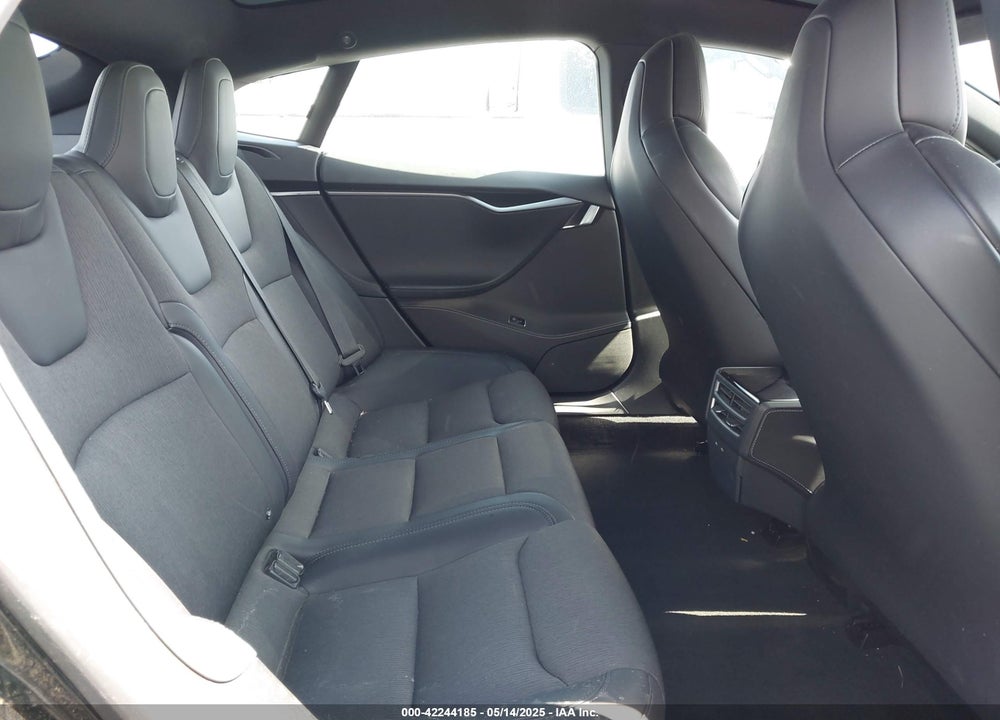 2018 TESLA MODEL S VIN: 5YJSA1E25JF292480