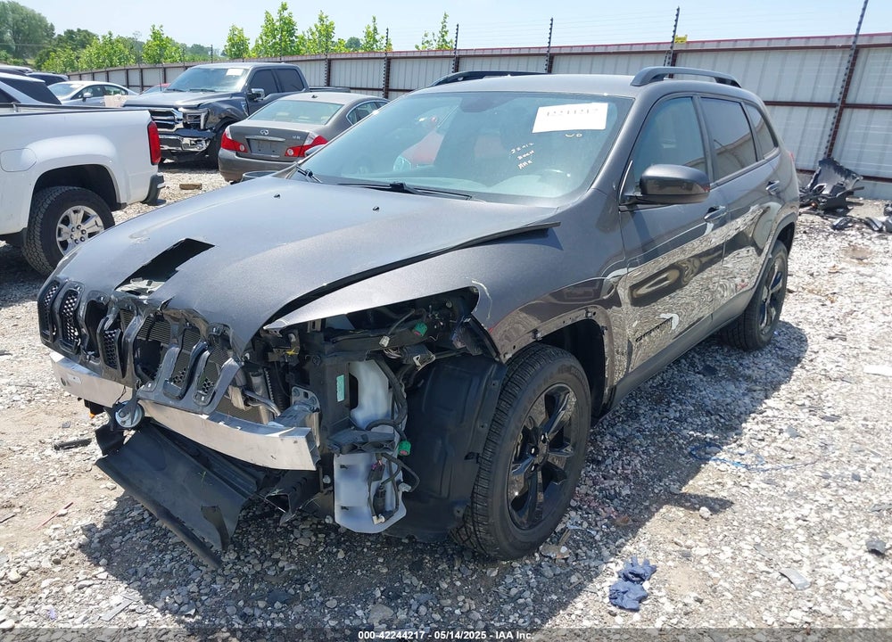 2018 JEEP CHEROKEE LATITUDE 4X4 VIN: 1C4PJMCB8JD568944
