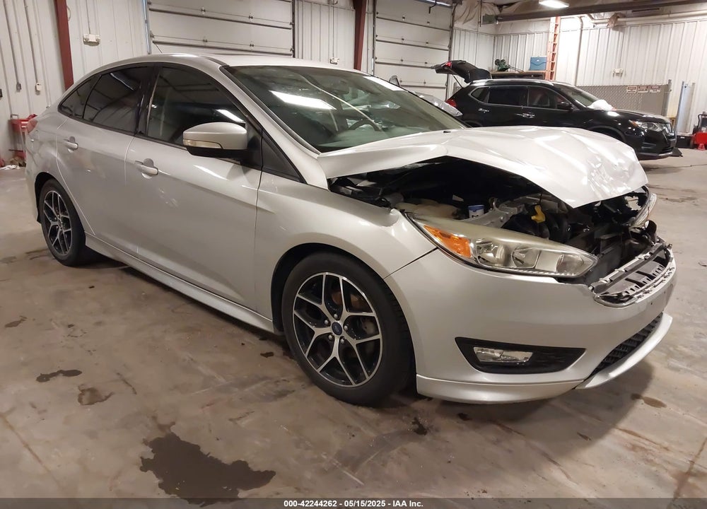 2015 FORD FOCUS SE VIN: 1FADP3F27FL368700