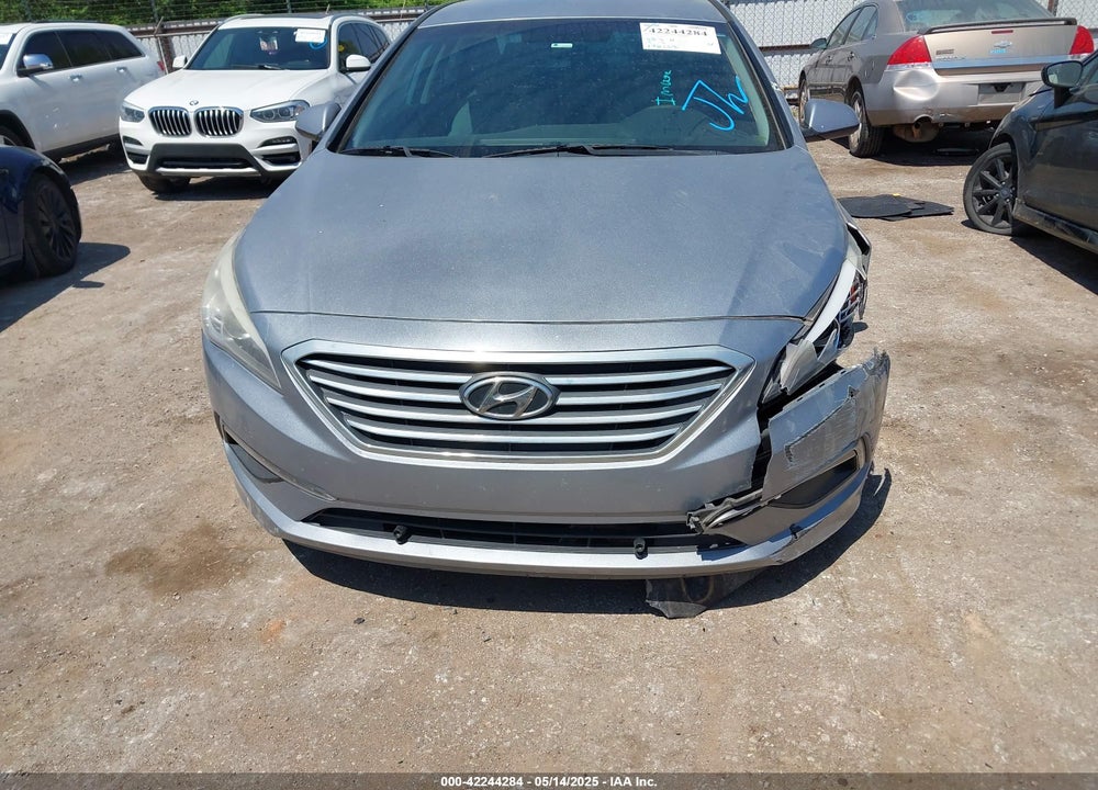 2015 HYUNDAI SONATA SE VIN: 5NPE24AF3FH004923