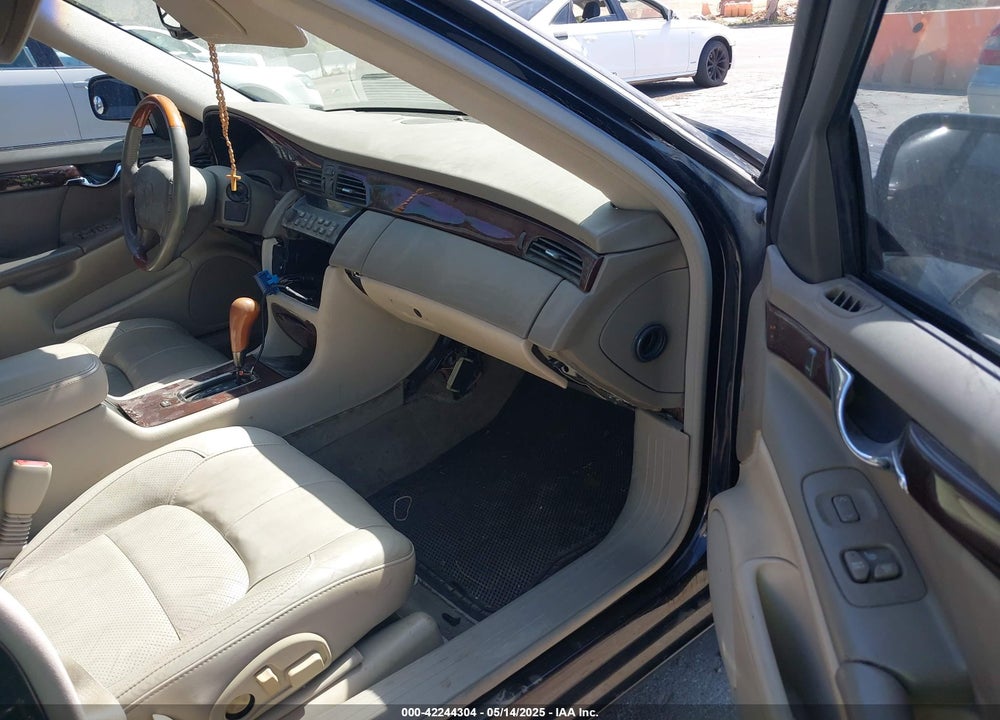 2002 CADILLAC DEVILLE DTS VIN: 1G6KF579X2U134554