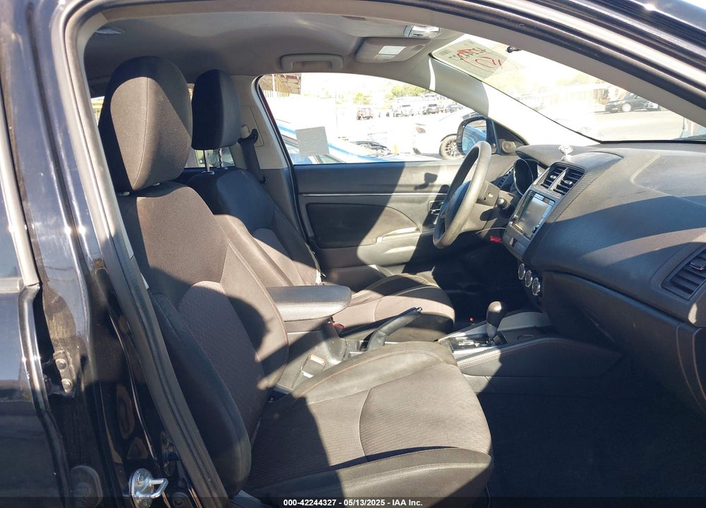 2019 MITSUBISHI OUTLANDER SPORT 2.0 ES VIN: JA4AP3AU7KU021503