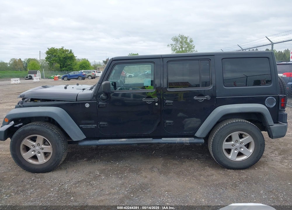 2014 JEEP WRANGLER UNLIMITED SPORT VIN: 1C4HJWDG9EL268853