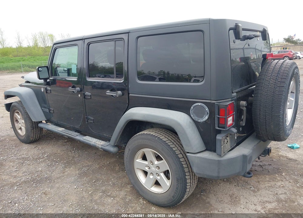2014 JEEP WRANGLER UNLIMITED SPORT VIN: 1C4HJWDG9EL268853