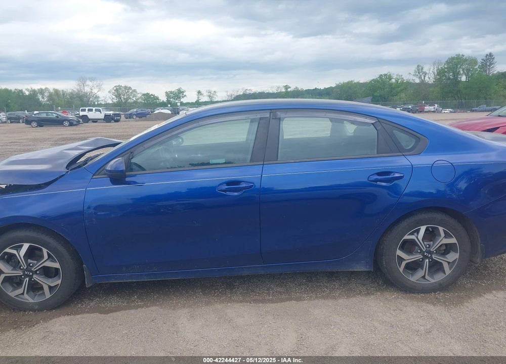 2019 KIA FORTE VIN: 3KPF24AD4KE085464