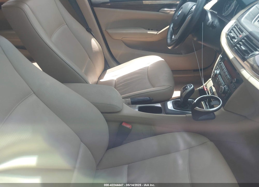 2015 BMW X1 SDRIVE28I VIN: WBAVM1C51FV317351