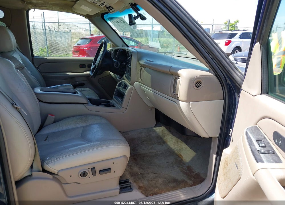 2006 CHEVROLET TAHOE LT VIN: 1GNEK13T16J153587