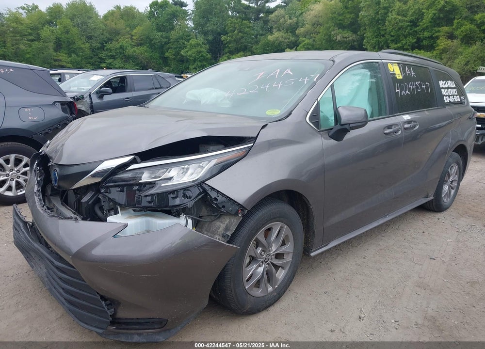 2023 TOYOTA SIENNA LE VIN: 5TDKRKEC6PS157035