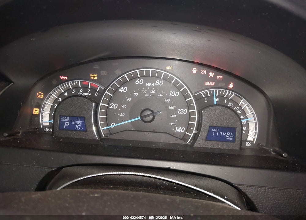 2014 TOYOTA CAMRY SE VIN: 4T1BF1FKXEU852566