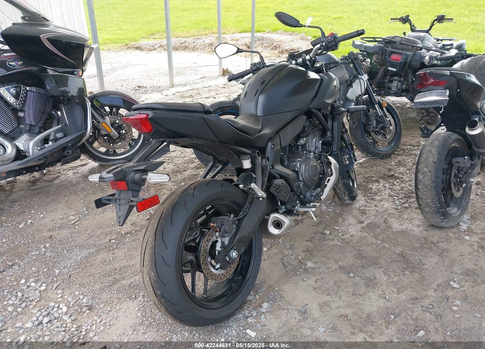 2025 YAMAHA MTN690 VIN: JYARM48E4SA001356