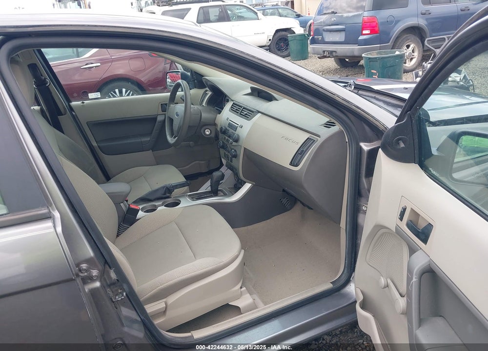 2010 FORD FOCUS VIN: 1FAHP3ENXAW299330