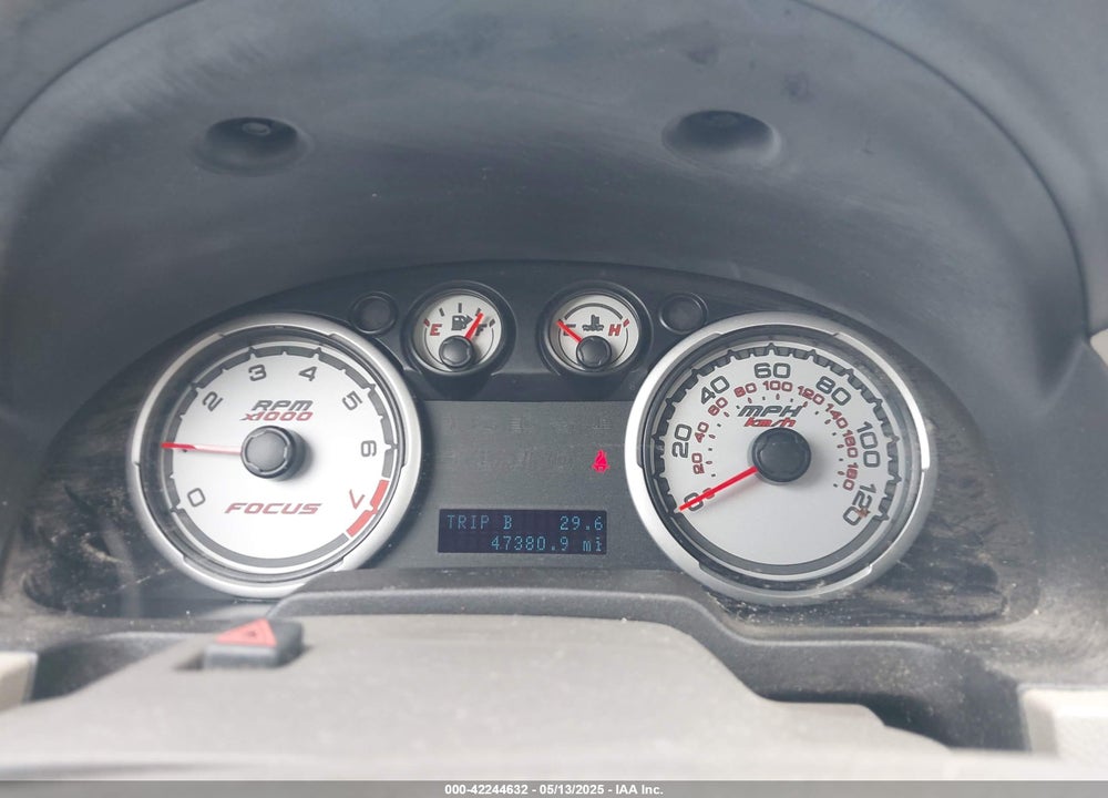 2010 FORD FOCUS VIN: 1FAHP3ENXAW299330