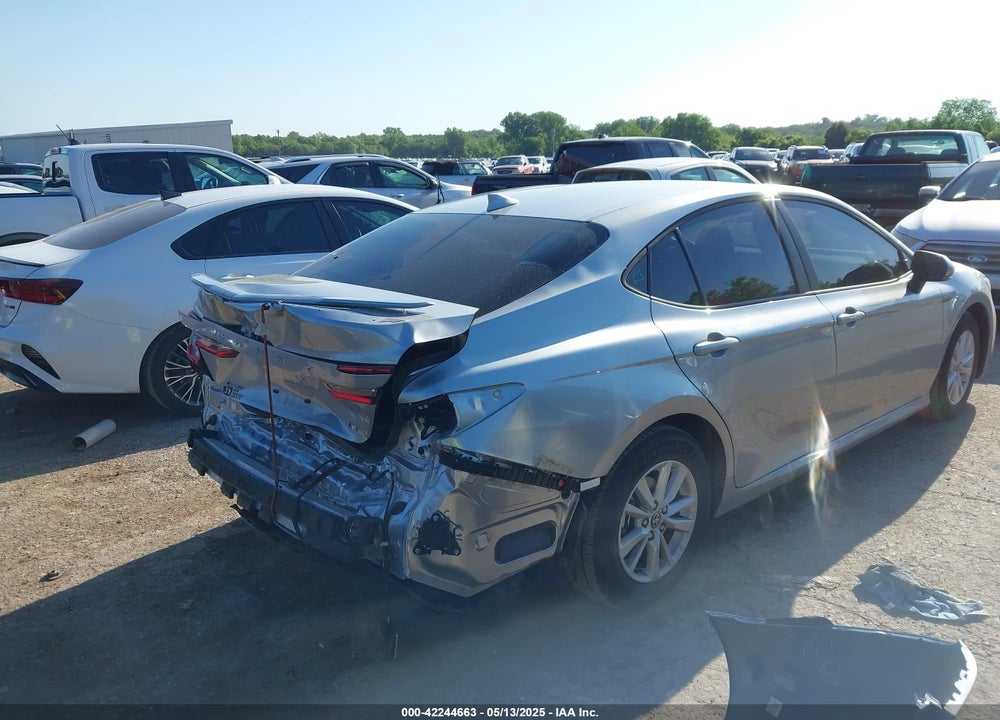 2025 TOYOTA CAMRY LE VIN: 4T1DAACK9SU560009
