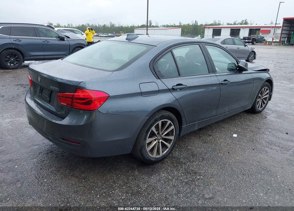 2018 BMW 3 SERIES VIN: WBA8E1G59JNU93478