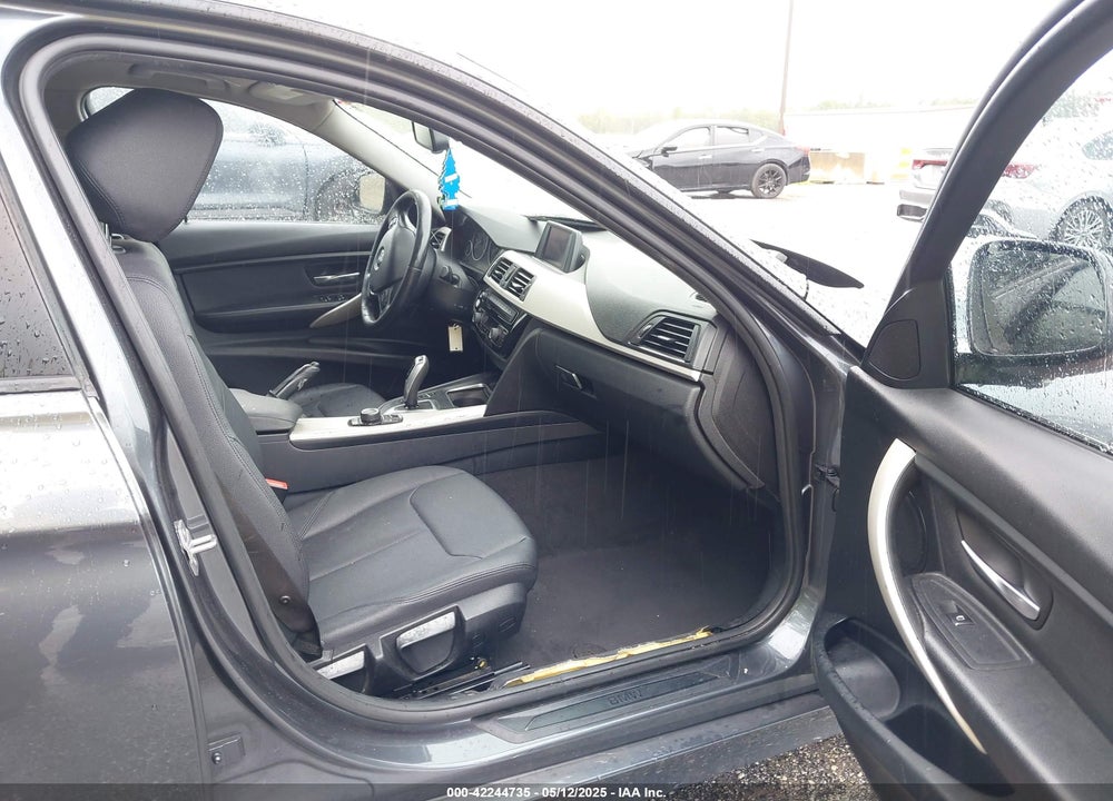 2018 BMW 3 SERIES VIN: WBA8E1G59JNU93478