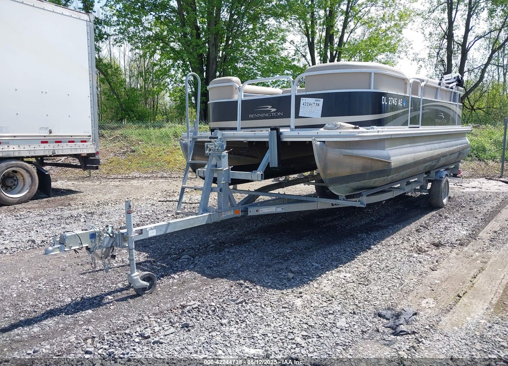 2011 BENNINGTON MARINE 20SL VIN: 5A4JM3T15K2010614