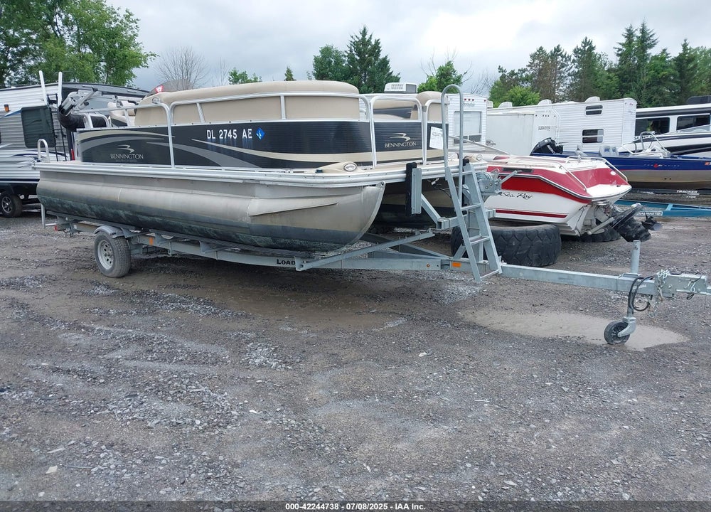 2011 BENNINGTON MARINE 20SL VIN: 5A4JM3T15K2010614