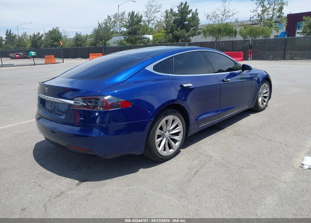 2016 TESLA MODEL S VIN: 5YJSA1E19GF156501