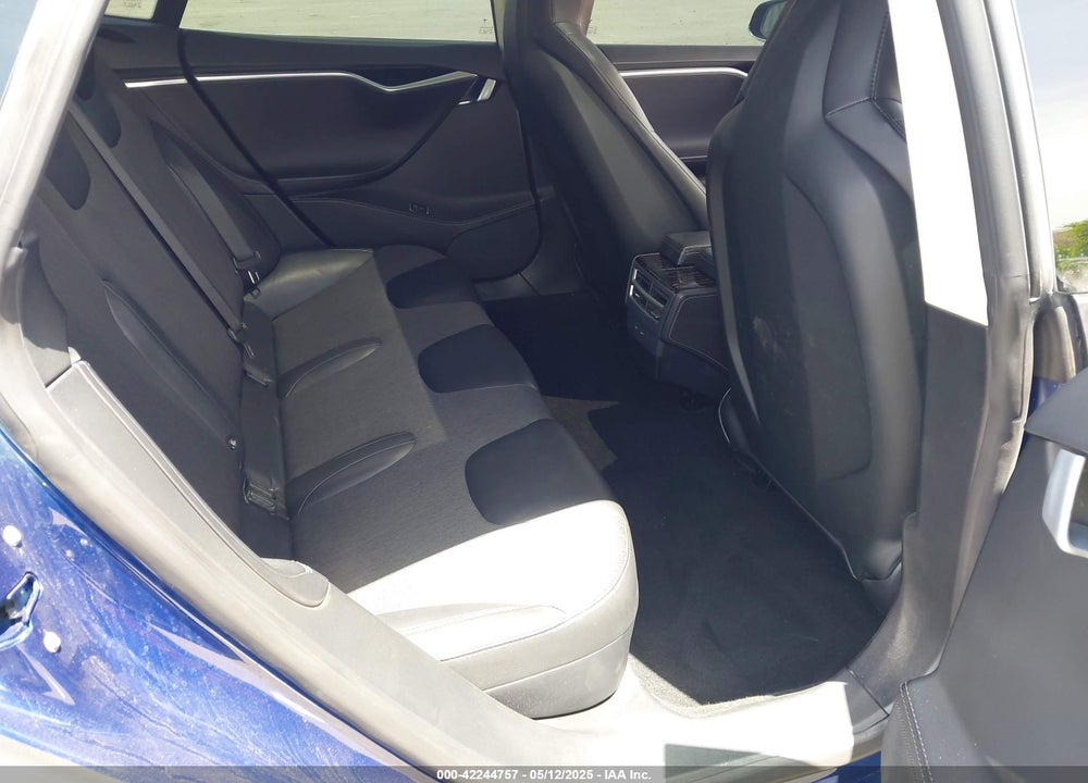 2016 TESLA MODEL S VIN: 5YJSA1E19GF156501
