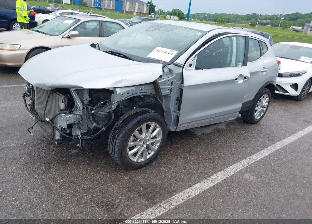 2021 NISSAN ROGUE SPORT VIN: JN1BJ1AW3MW665169